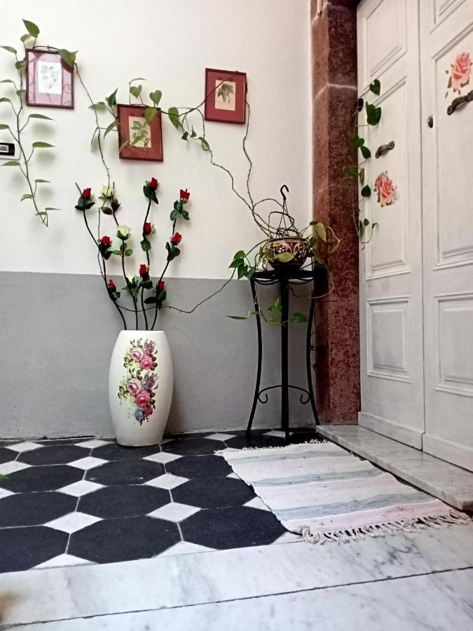 Appartamento Vacanze Le Rose Bosa Eksteriør bilde